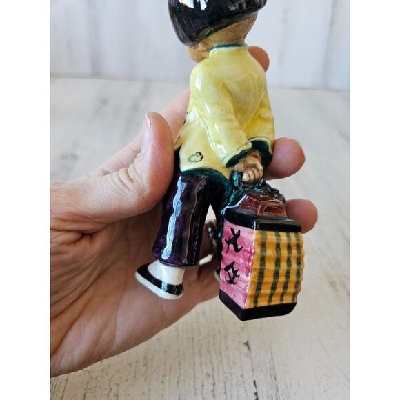 Gort yellow little carp vintage girl figurine priolo statue girl - Picture 10 of 10